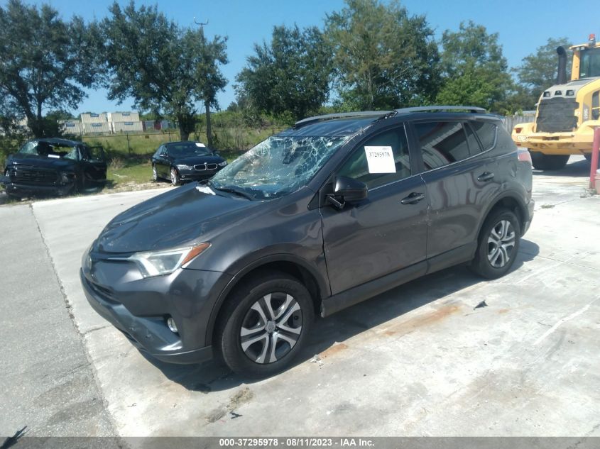 2018 TOYOTA RAV4 LE - JTMZFREV5JJ733557