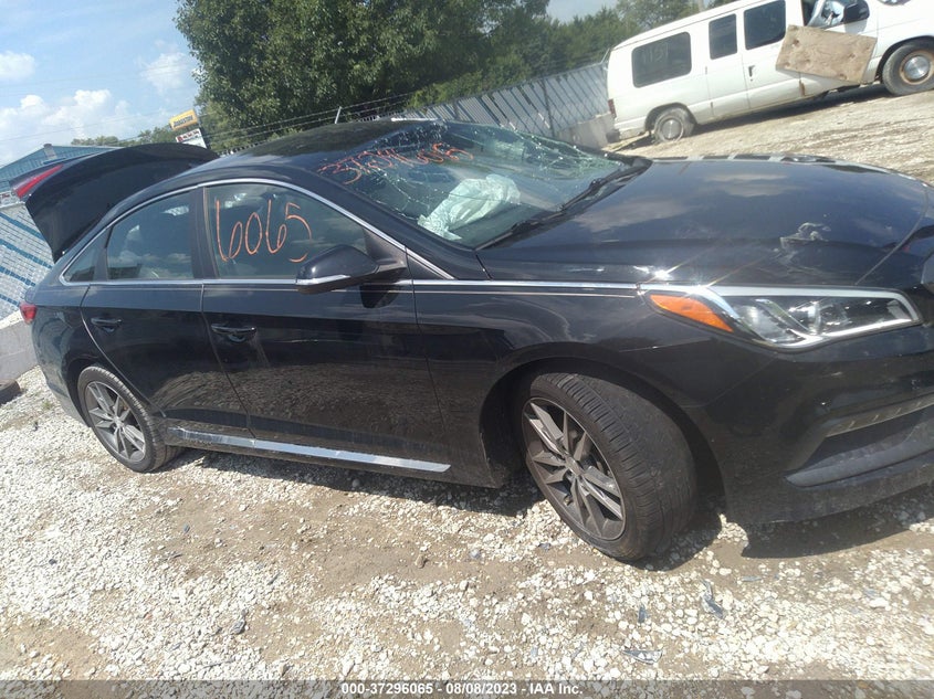 VIN 5NPE34AB0HH521741 2017 HYUNDAI SONATA SPORT