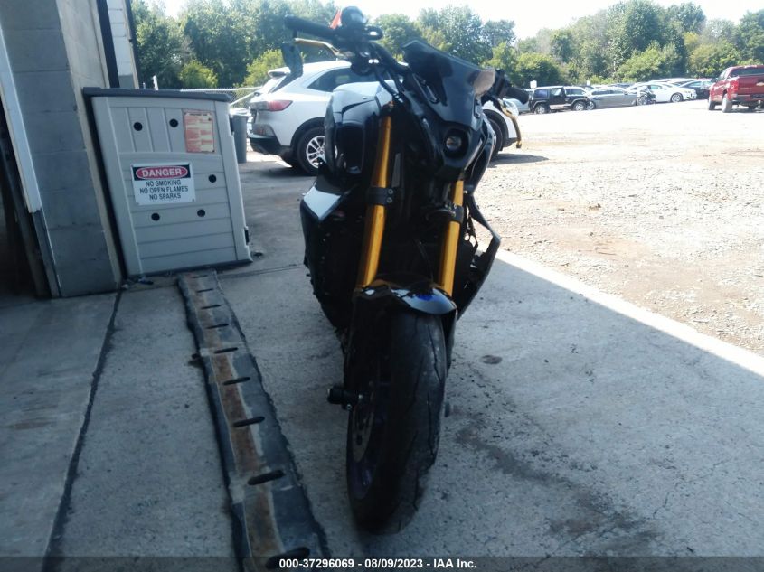 2022 YAMAHA MT09 D JYARN72E4NA000929