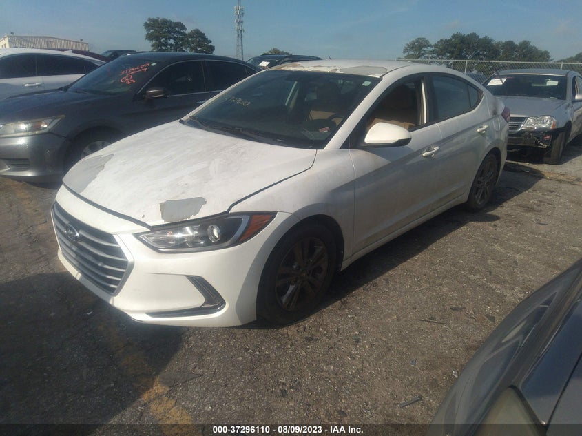 VIN 5NPD84LF2HH068056 2017 HYUNDAI ELANTRA SE