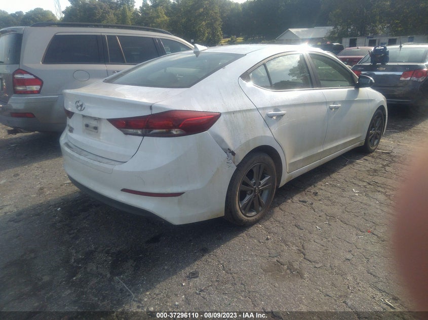VIN 5NPD84LF2HH068056 2017 HYUNDAI ELANTRA SE