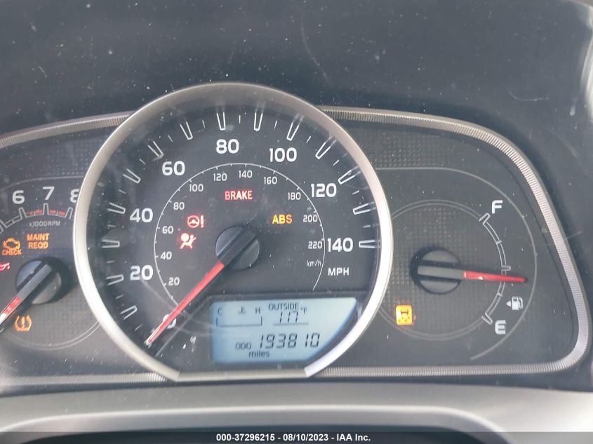2014 TOYOTA RAV4 LE - JTMZFREV5EJ014041