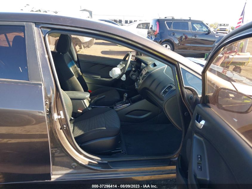 2017 KIA FORTE LX - 3KPFK4A73HE157600