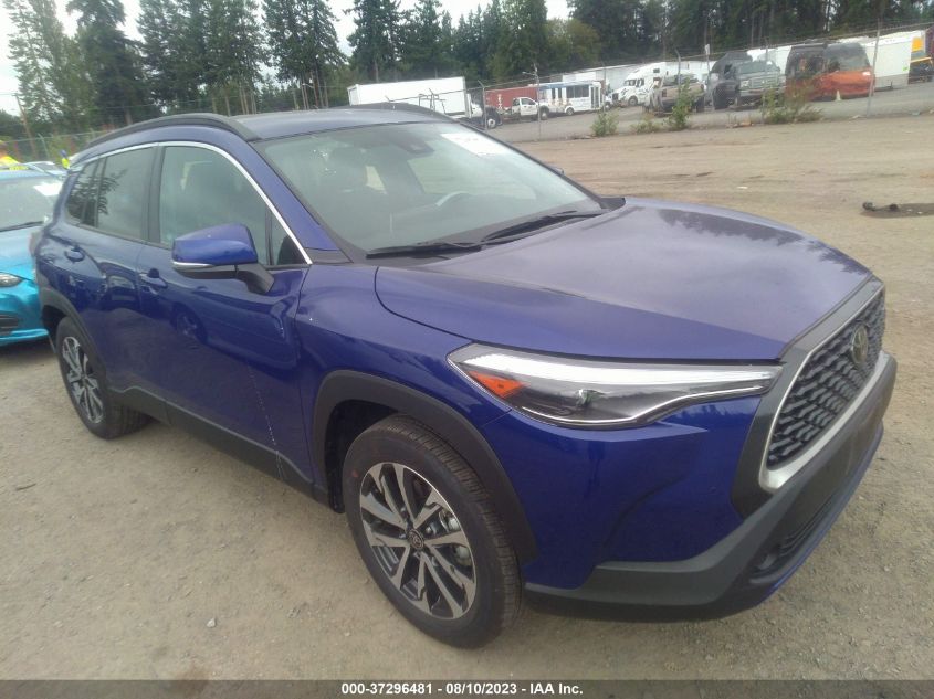 2022 TOYOTA COROLLA CROSS XLE - 7MUEAABGXNV005414