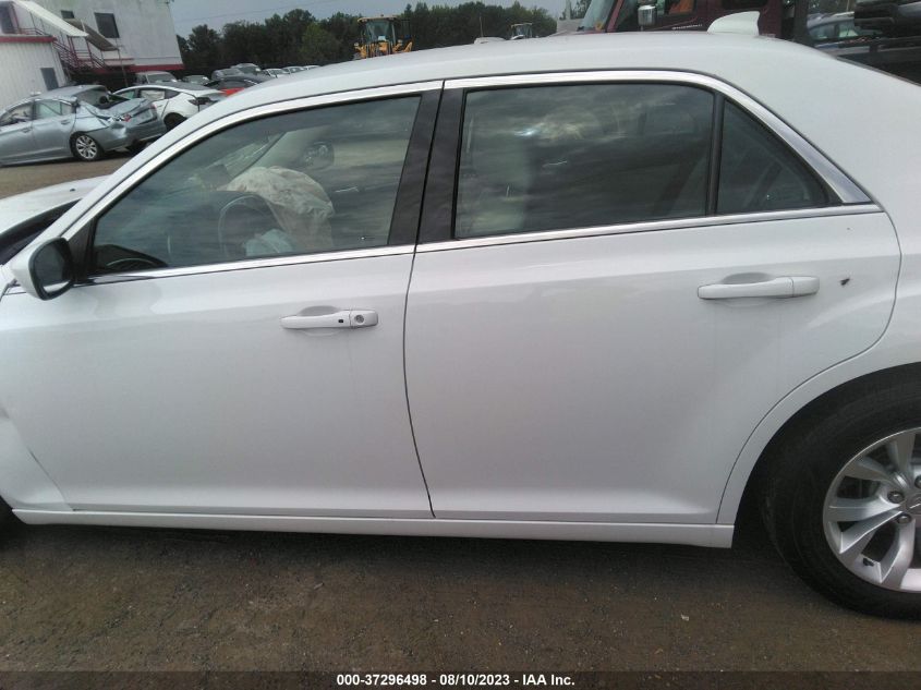 2015 CHRYSLER 300 LIMITED - 2C3CCAAG6FH766331