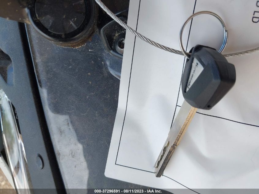 2023 KAWASAKI EX650 R - ML5EXER18PDA84966