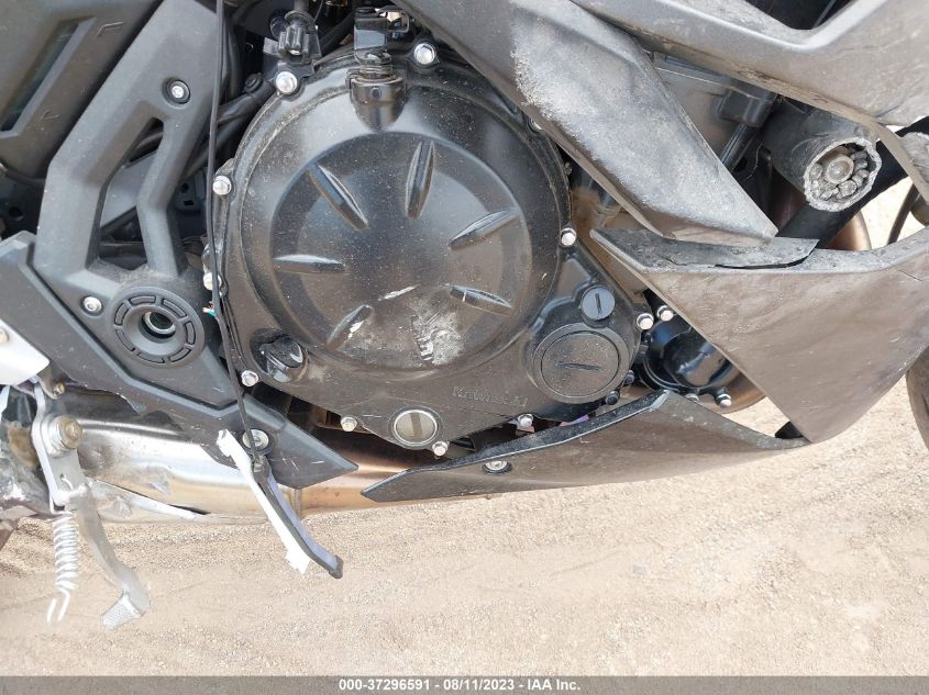 2023 KAWASAKI EX650 R - ML5EXER18PDA84966