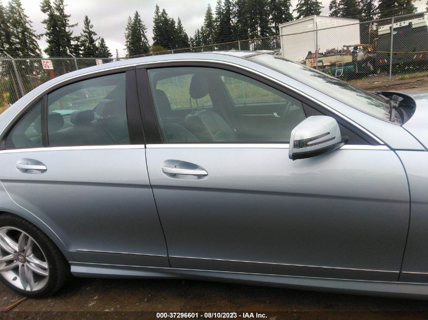 2013 MERCEDES-BENZ C-CLASS C 250 - WDDGF4HBXDR294041