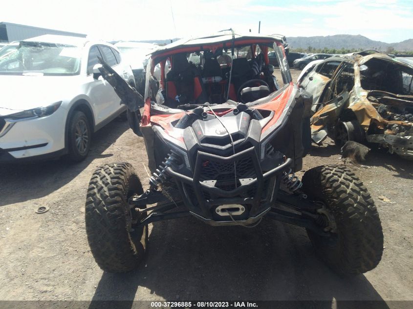 2018 CAN-AM MAVERICK X3 MAX X RS TURBO R - 3JBVNAW49JK003452