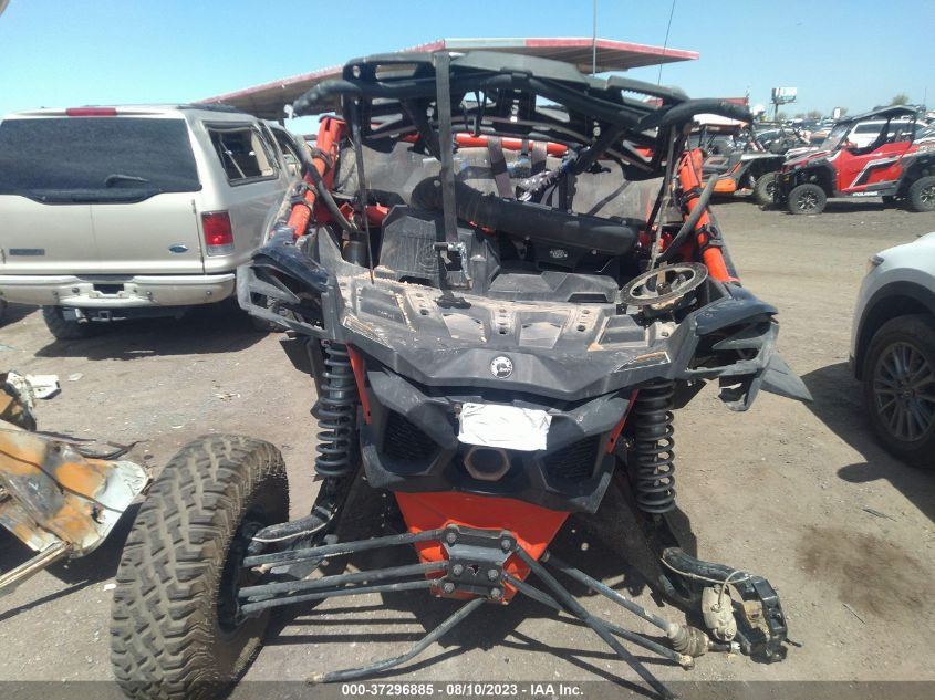 2018 CAN-AM MAVERICK X3 MAX X RS TURBO R - 3JBVNAW49JK003452