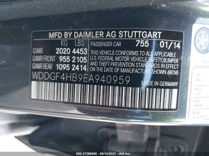 2014 MERCEDES-BENZ C-CLASS C 250 - WDDGF4HB9EA940959