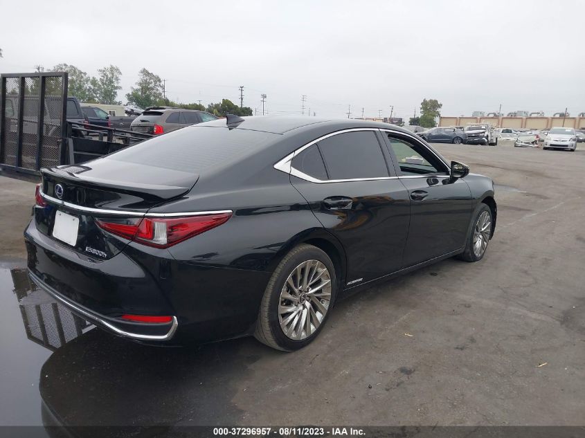 58AEA1C10NU024767 Lexus ES ES 300H LUXURY 4