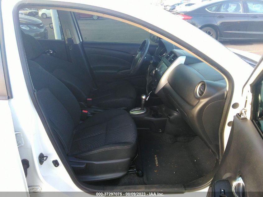 2019 NISSAN VERSA SEDAN SV - 3N1CN7AP6KL831613