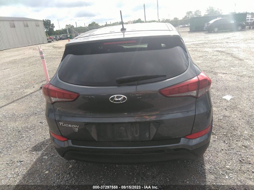 2017 HYUNDAI TUCSON SE - KM8J23A44HU343153