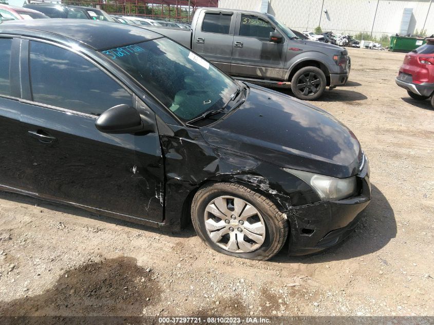 2014 CHEVROLET CRUZE LS - 1G1PA5SH9E7473561