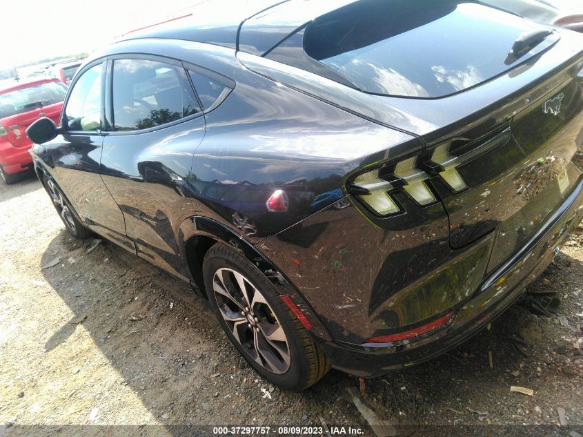2021 FORD MUSTANG MACH-E PREMIUM - 3FMTK3SS1MMA66501