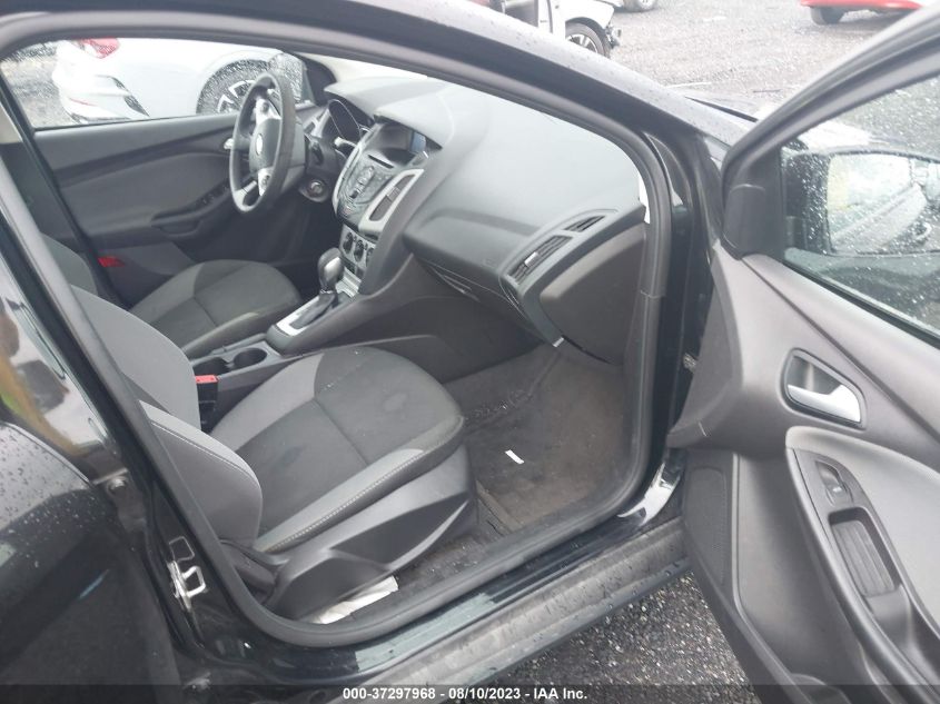 2014 FORD FOCUS SE - 1FADP3K24EL292163