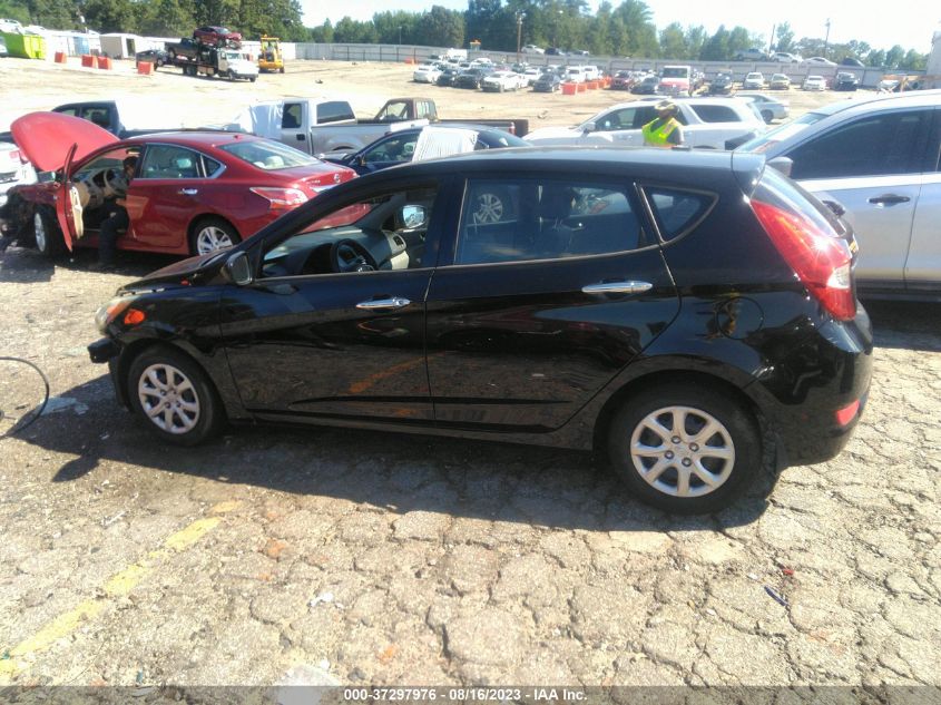 2013 HYUNDAI ACCENT GS - KMHCT5AE2DU104110