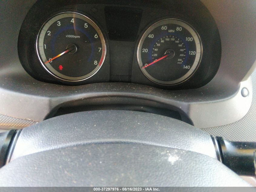 2013 HYUNDAI ACCENT GS - KMHCT5AE2DU104110