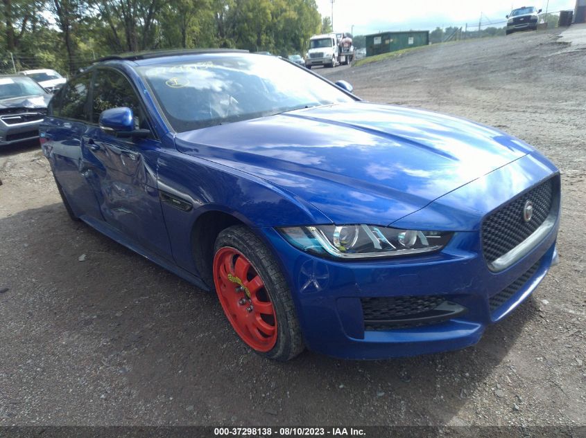 SAJAL4BN7HCP15168 JAGUAR XE R - SPORT 2017