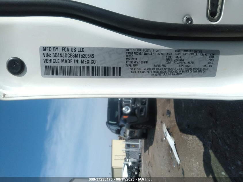 VIN 3C4NJDCB3MT520645 2021 JEEP COMPASS LIMITED