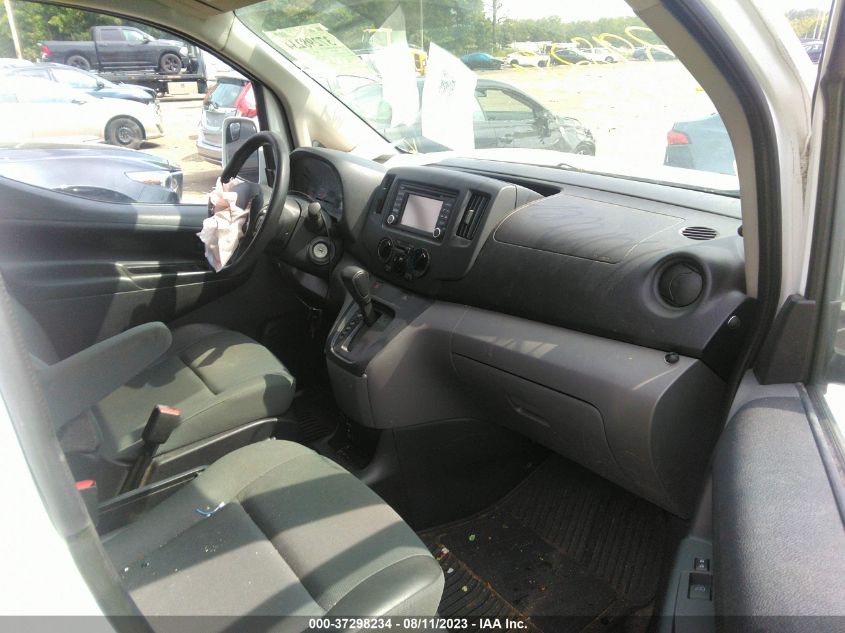 2015 NISSAN NV200 SV - 3N6CM0KN4FK710415