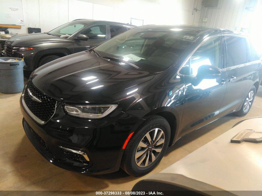 2023 CHRYSLER PACIFICA HYBRID TOURING L - 2C4RC1L73PR518164