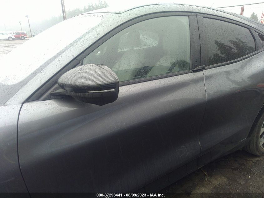 2021 FORD MUSTANG MACH-E PREMIUM - 3FMTK3SS8MMA20423