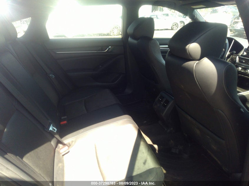 VIN 1HGCV2F34JA016887 2018 HONDA ACCORD SEDAN SPORT 2.0T