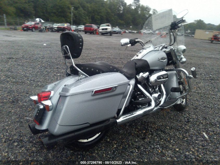 2019 HARLEY-DAVIDSON FLHR - 1HD1FBC18KB679346