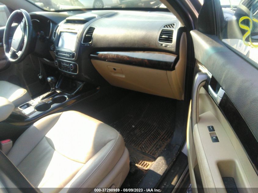 2015 KIA SORENTO EX - 5XYKUDA79FG608568