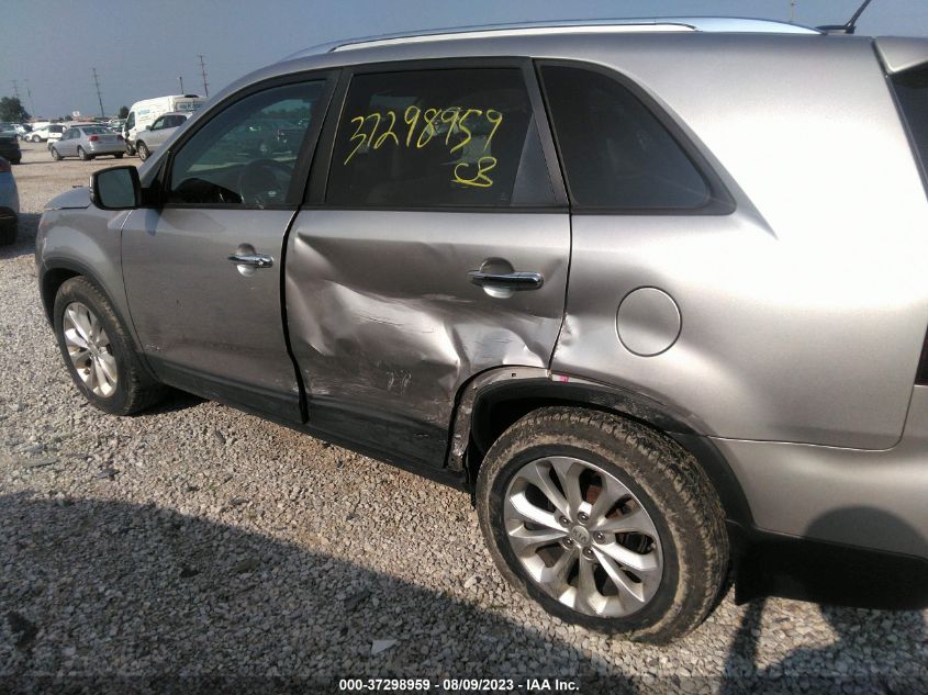 2015 KIA SORENTO EX - 5XYKUDA79FG608568