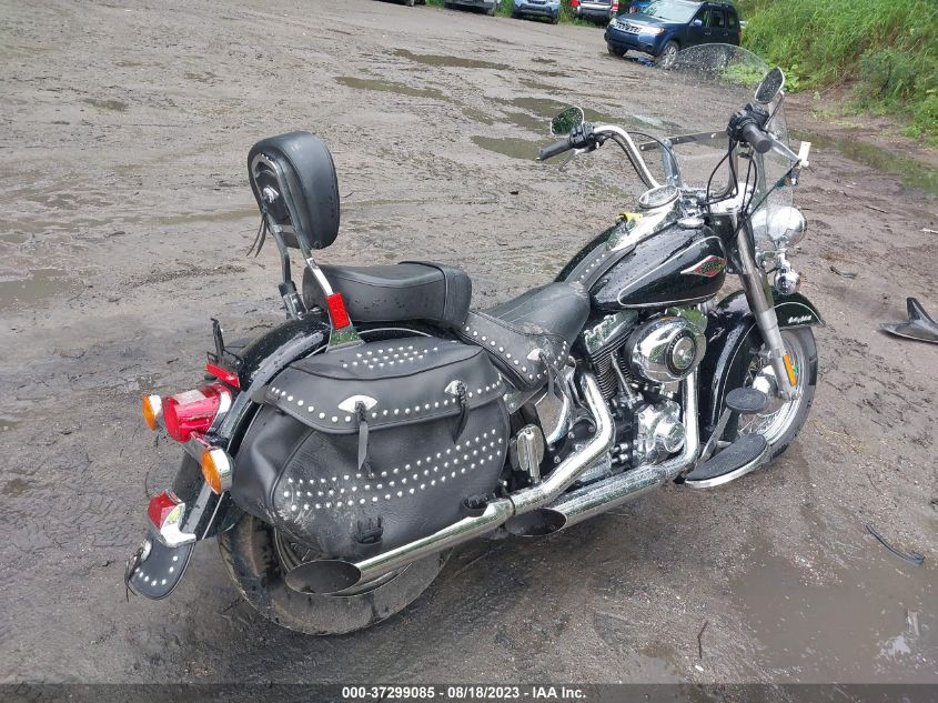 2013 HARLEY-DAVIDSON FLSTC HERITAGE SOFTAIL CLASSIC - 1HD1BWV1XDB034054