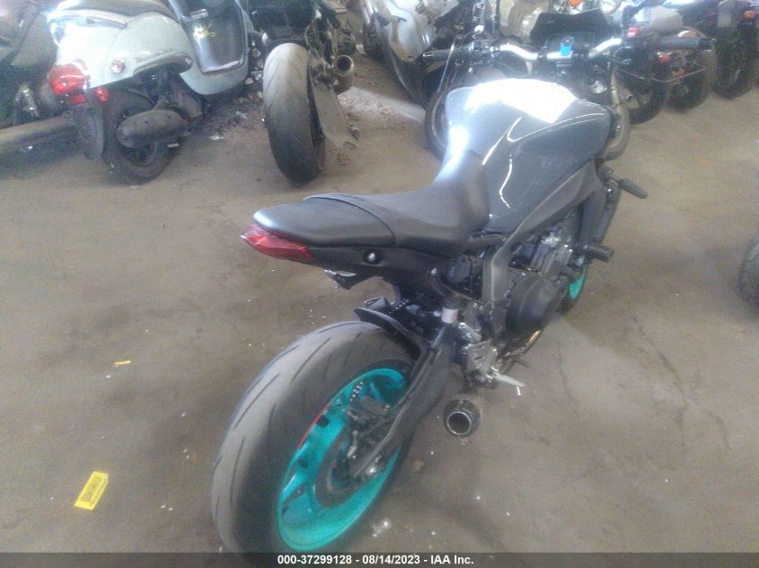 2022 YAMAHA MT09 - JYARN71E1NA002252