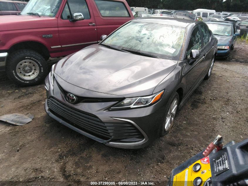 2021 TOYOTA CAMRY LE - 4T1C11AK8MU547205
