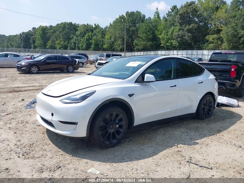 VIN 7SAYGDEE0PF675100 2023 TESLA MODEL Y LONG RANGE