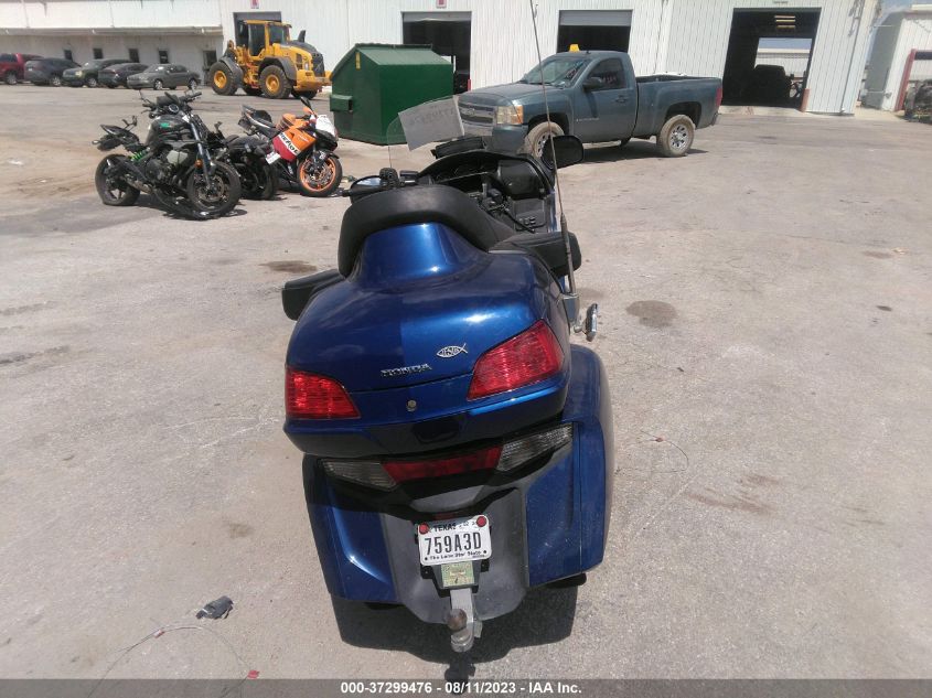 2014 HONDA GL1800 M - JH2SC68M9EK200016