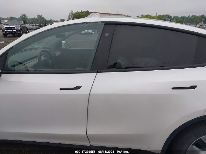 2021 TESLA MODEL Y - 5YJYGDEEXMF069540