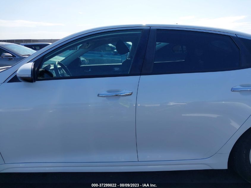 2017 KIA OPTIMA LX - 5XXGT4L36HG176130