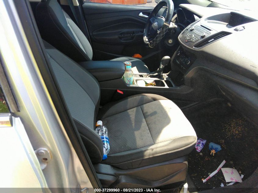 2017 FORD ESCAPE SE - 1FMCU9G92HUC03272