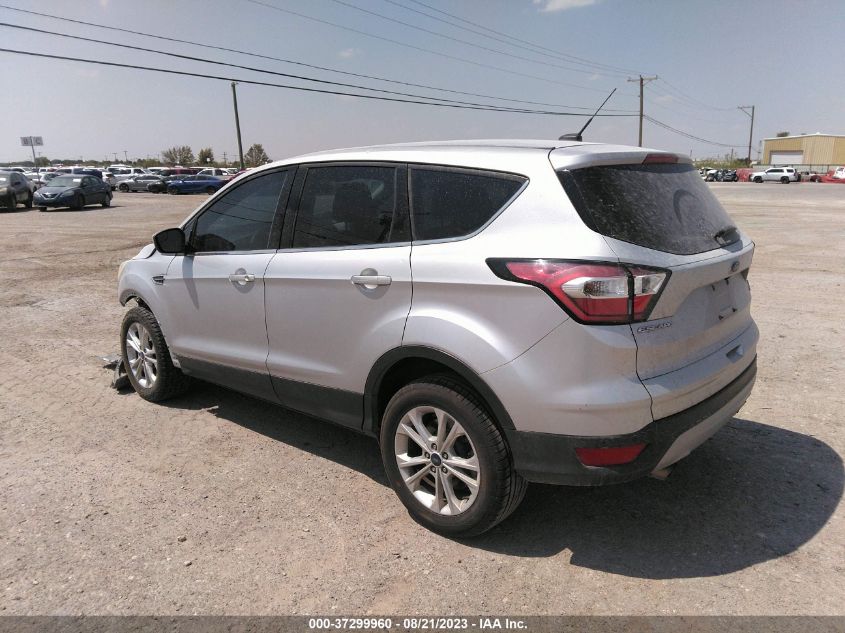 2017 FORD ESCAPE SE - 1FMCU9G92HUC03272