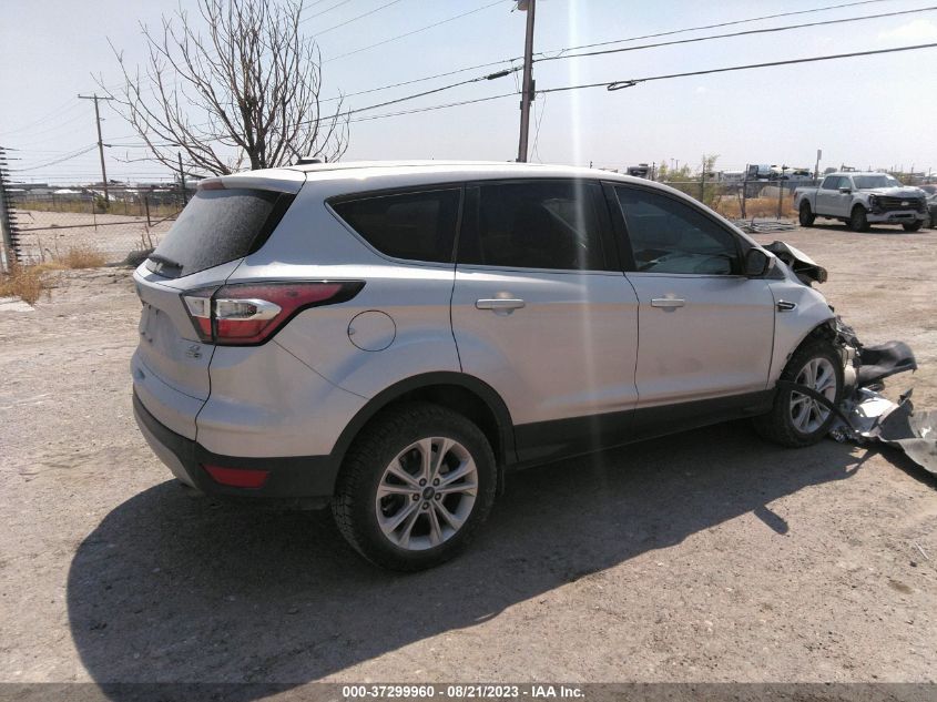 2017 FORD ESCAPE SE - 1FMCU9G92HUC03272