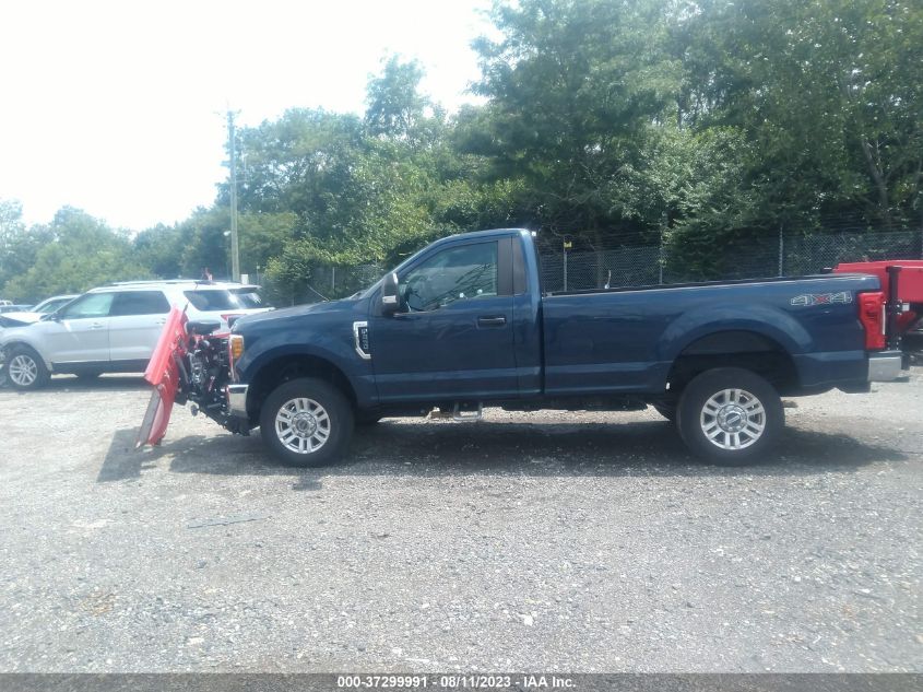 2017 FORD SUPER DUTY F-250 SRW XLT/XL - 1FTBF2B6XHEE06791