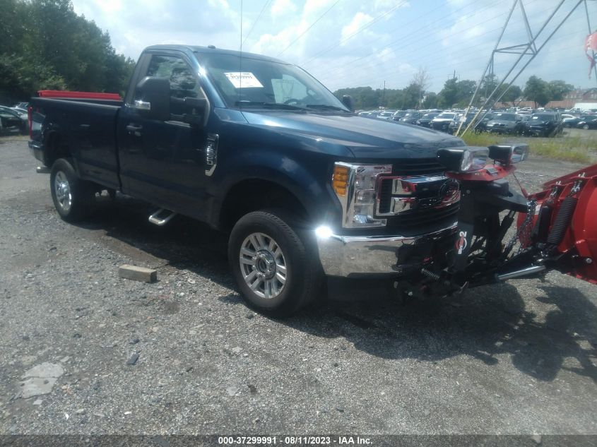 2017 FORD SUPER DUTY F-250 SRW XLT/XL - 1FTBF2B6XHEE06791