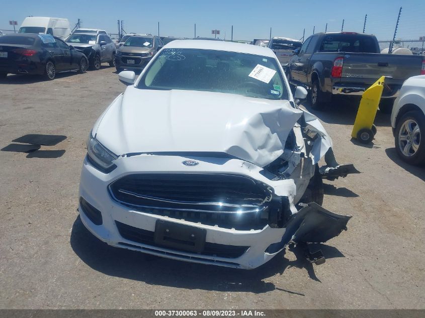 2015 FORD FUSION S - 3FA6P0G76FR208147