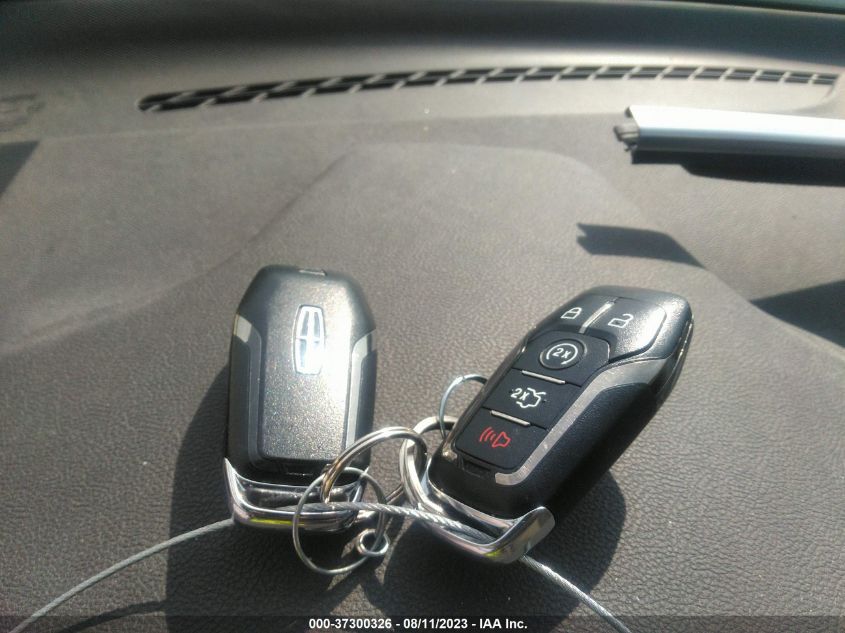 2013 LINCOLN MKZ - 3LN6L2G9XDR803630