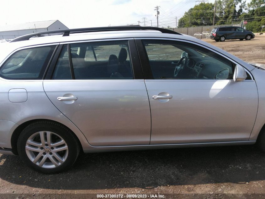 2014 VOLKSWAGEN JETTA SPORTWAGEN TDI - 3VWPL7AJ6EM625915