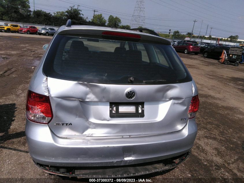 2014 VOLKSWAGEN JETTA SPORTWAGEN TDI - 3VWPL7AJ6EM625915