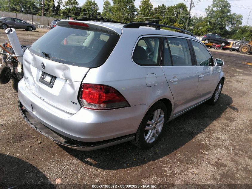 2014 VOLKSWAGEN JETTA SPORTWAGEN TDI - 3VWPL7AJ6EM625915
