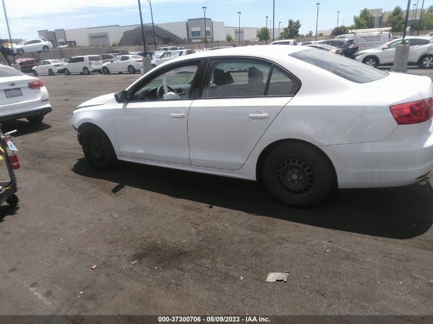 2014 VOLKSWAGEN JETTA SEDAN S - 3VW2K7AJ2EM415602